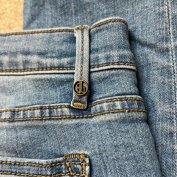 Driftwood Floral Embroidered Skinny Jeans - Picture 9 of 11